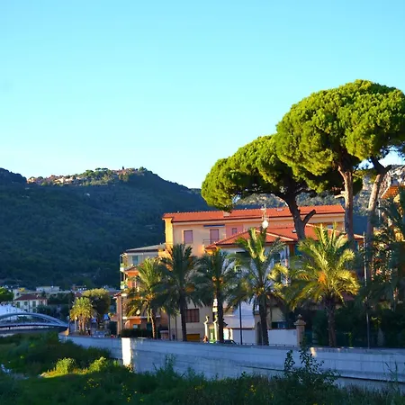 In Near The Sea Apartament Finale Ligure