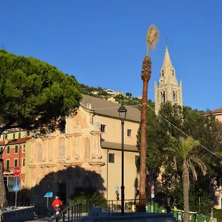 Apartment In Finale Ligure Near The Sea *